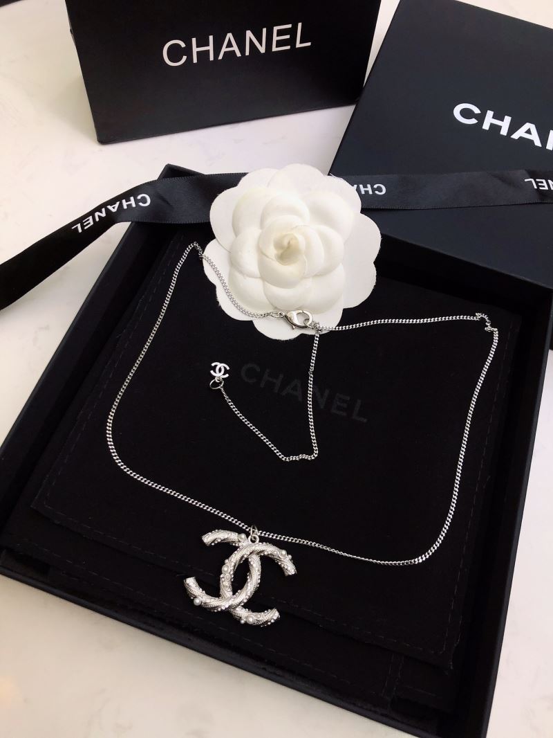 Chanel Necklaces